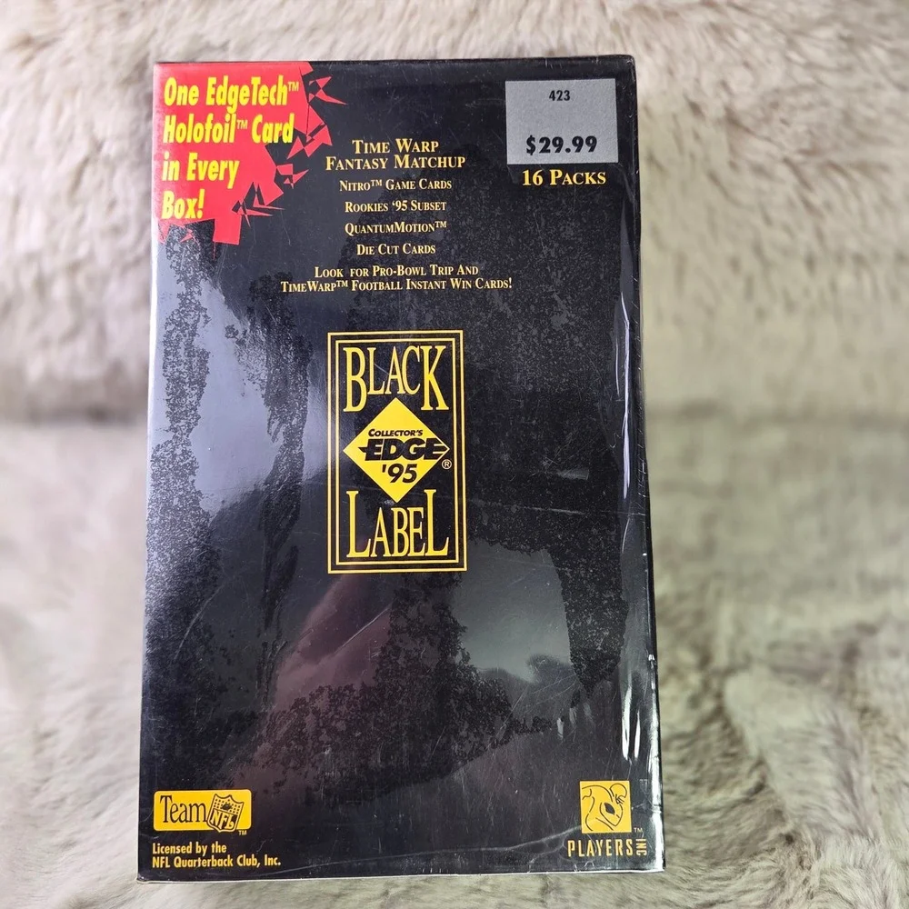 1995 Collector's Edge Black Label NFL Football Sealed Hobby Box 16 Packs DM1072